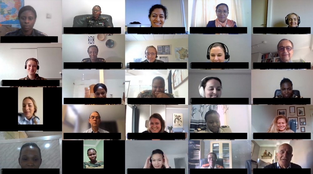 Maintien de la paix : cours en français pour les officiers ... Image 1